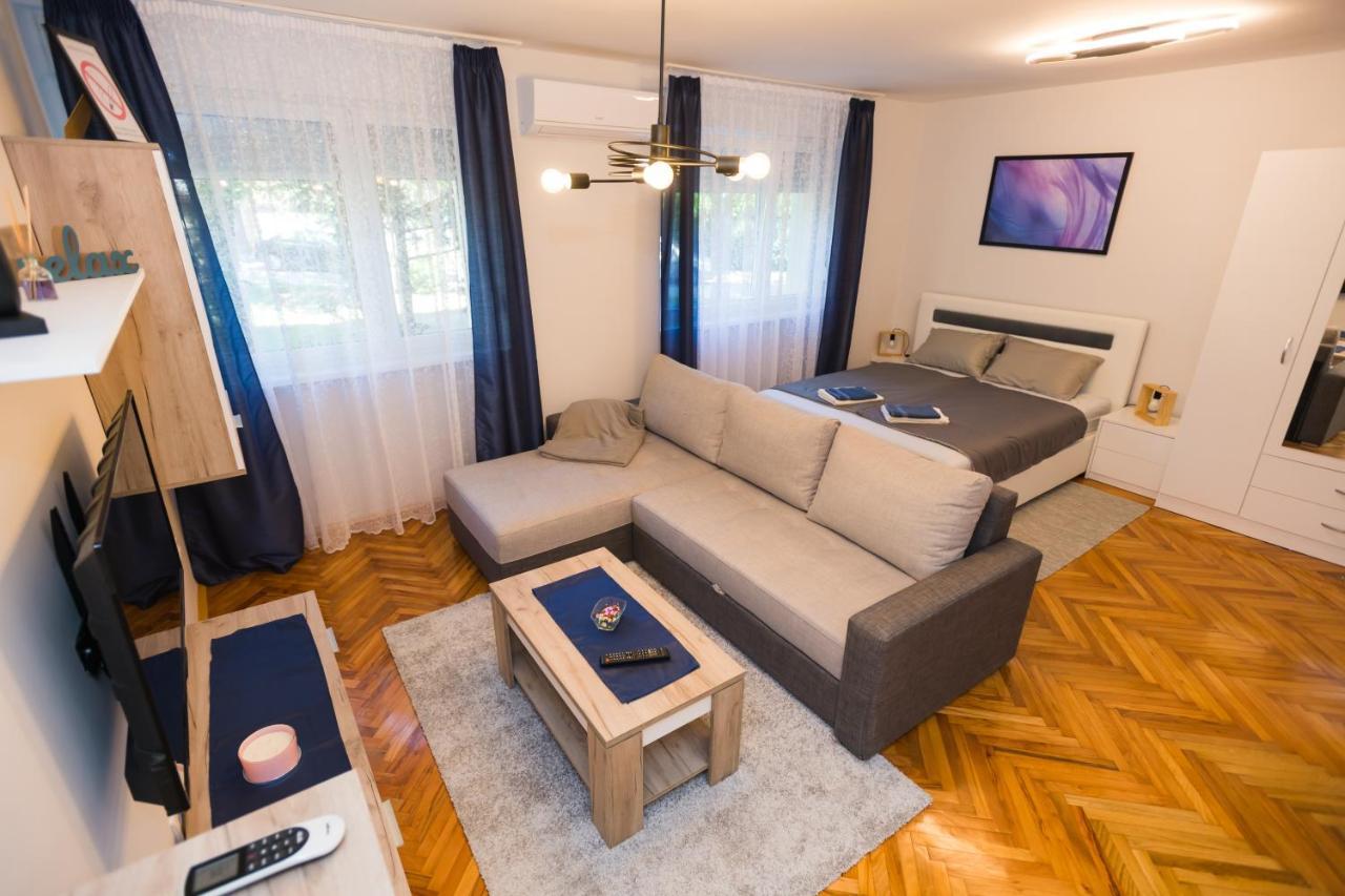 Apartman Studio Blue Subotica Dış mekan fotoğraf