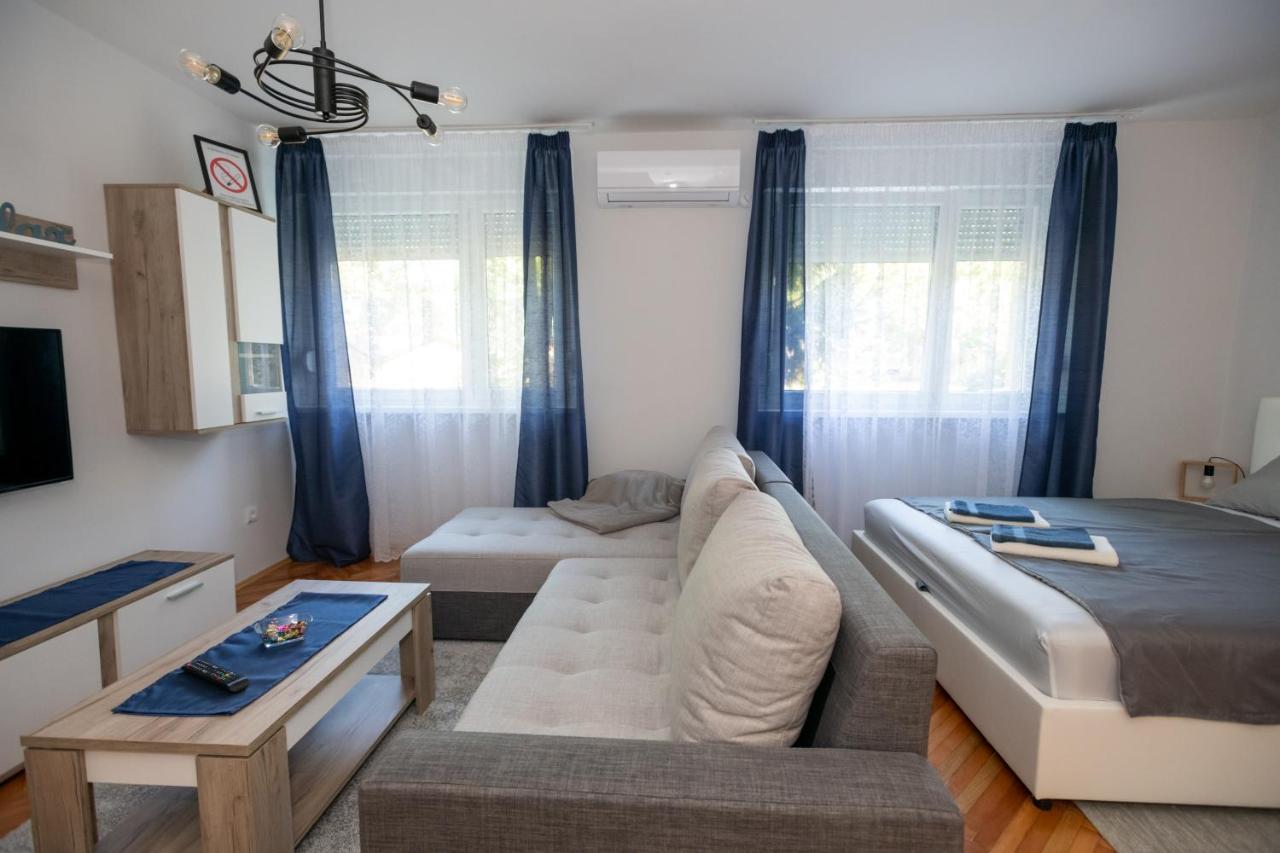 Apartman Studio Blue Subotica Dış mekan fotoğraf