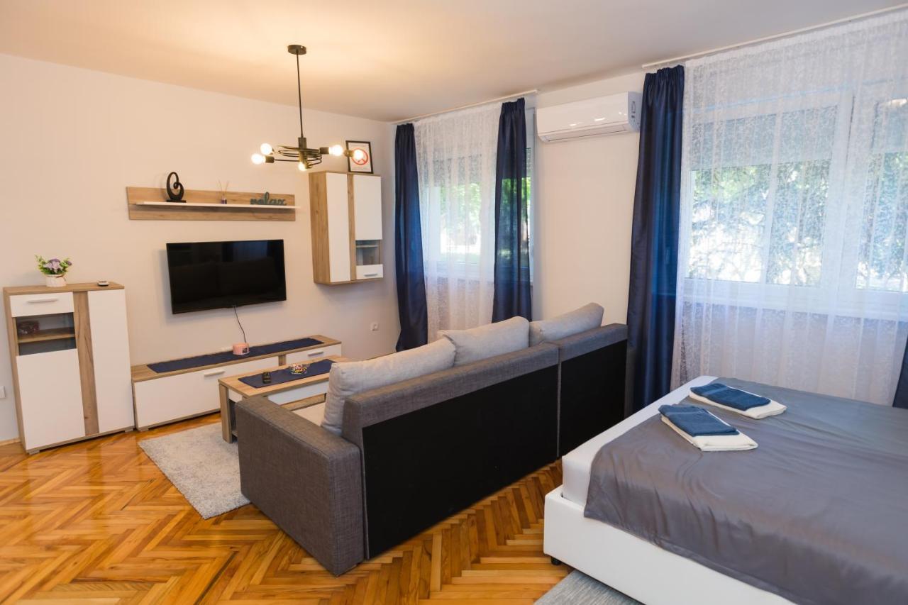 Apartman Studio Blue Subotica Dış mekan fotoğraf